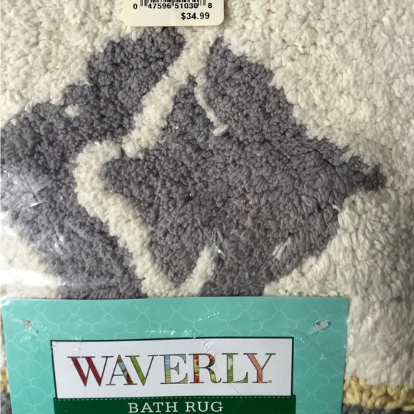 New in the bag Waverly Bath Rug Mat 20x30 Gorgeous Beige Blue-Grey, yellow trim - Picture 4 of 11